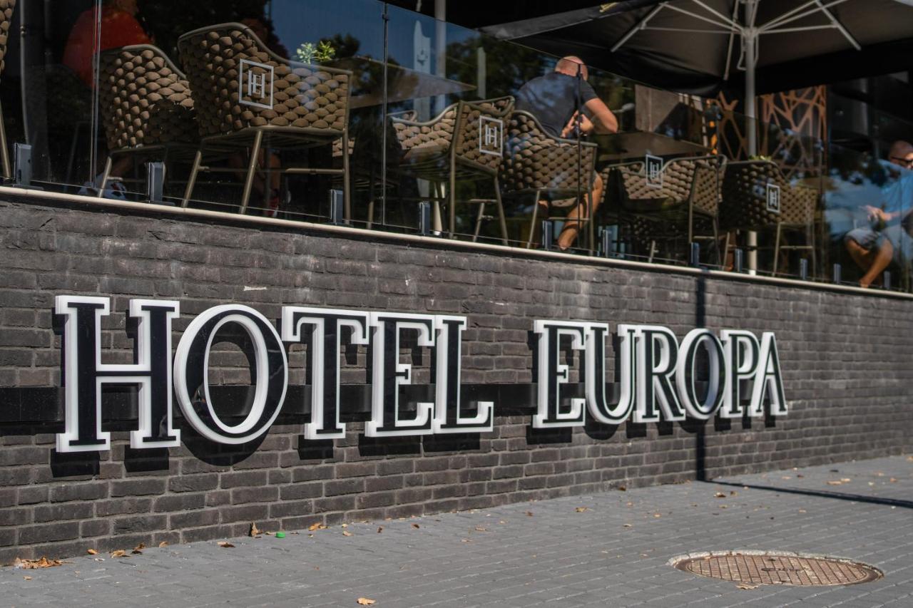 Hotel Europa Komárno Extérieur photo